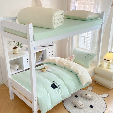 91家纺网 家纺一手货源 找家纺 （总）极简 2024新款A类全棉水洗棉学生三件套--维尼熊系列