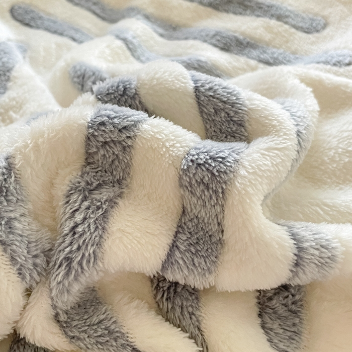 91家纺网 家纺一手货源 找家纺 慕尚家纺 2025新款高克重加厚雪花绒毛毯毯子 素蓝