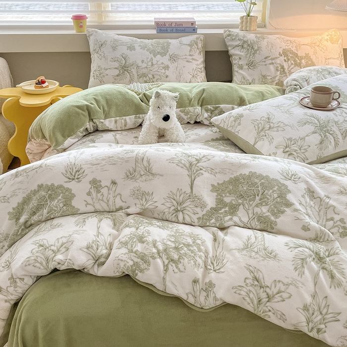 91家纺网 家纺一手货源 找家纺 雅居纺家纺 2024新款高克重印花牛奶绒四件套 幻境-绿