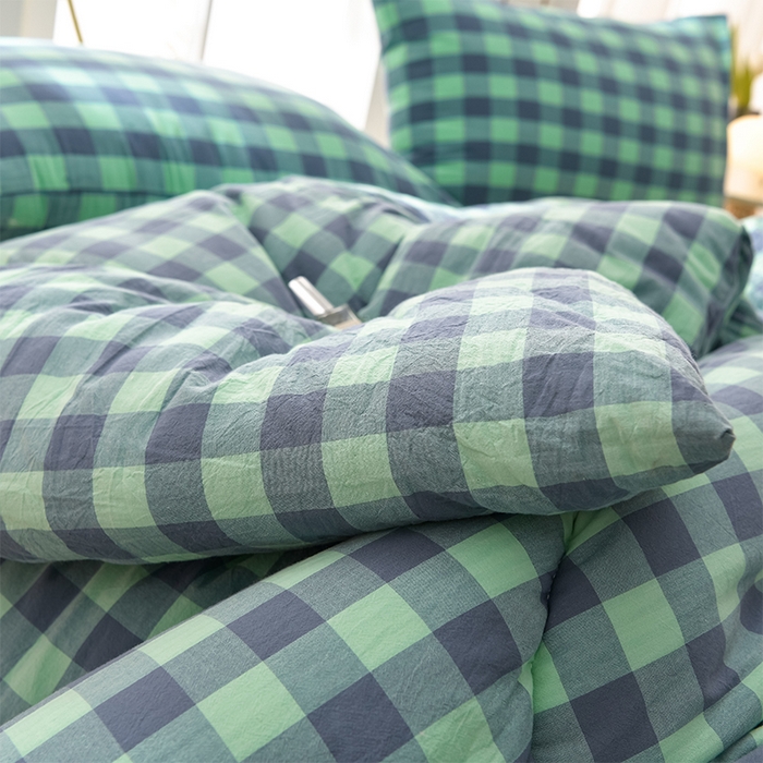 91家纺网 家纺一手货源 找家纺 圣楚家纺 2024新款绗缝保暖印花冬被 夜曲