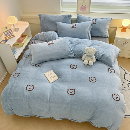 雅居纺家纺 2024新款高克重牛奶绒毛巾绣四件套 小熊-蓝灰