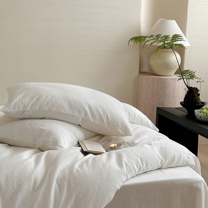 91家纺网 家纺一手货源 找家纺 梦享生活家居 2024新款全棉三层提花肌理纹系列四件套 提花树纹