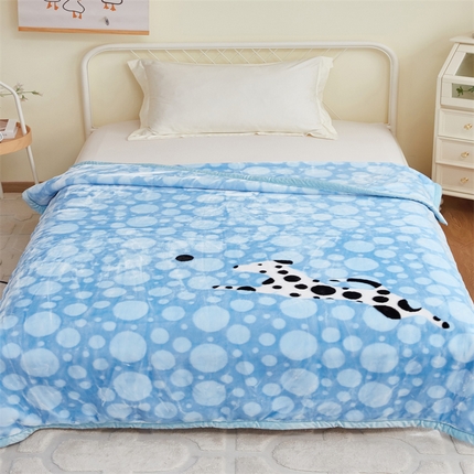 91家纺网 家纺一手货源 找家纺 凯轩毛毛毯毯子网销专供 2024新款双层学生云毛毯毯子 斑点狗-蓝