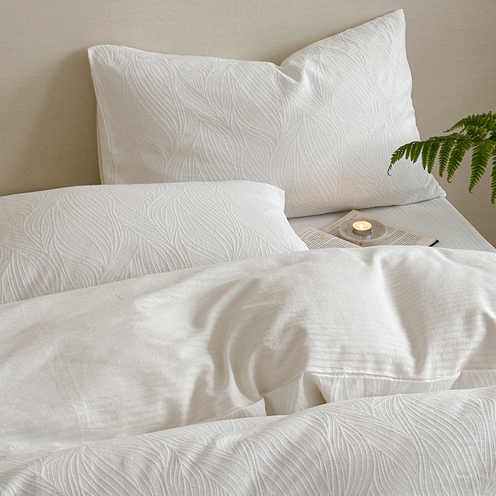 91家纺网 家纺一手货源 找家纺 梦享生活家居 2024新款全棉三层提花肌理纹系列四件套 提花树纹