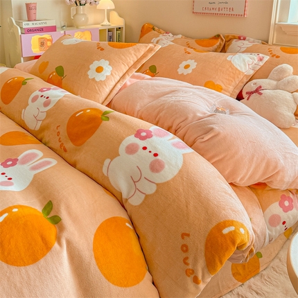 91家纺网 家纺一手货源 找家纺 （总）名兮 2024新款卡通时尚风高克重牛奶绒四件套