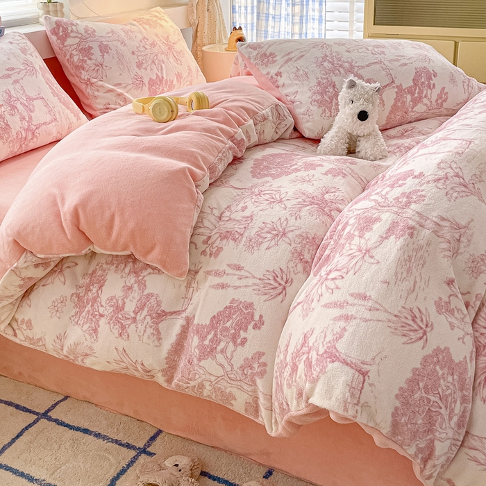 91家纺网 家纺一手货源 找家纺 雅居纺家纺 2024新款高克重印花牛奶绒四件套 幻境-粉