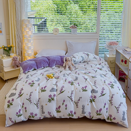 91家纺网 家纺一手货源 找家纺 清雅福 2024新款小清新ins棉加绒印花四件套系列-棉绒风格一 棉绒紫色花铃