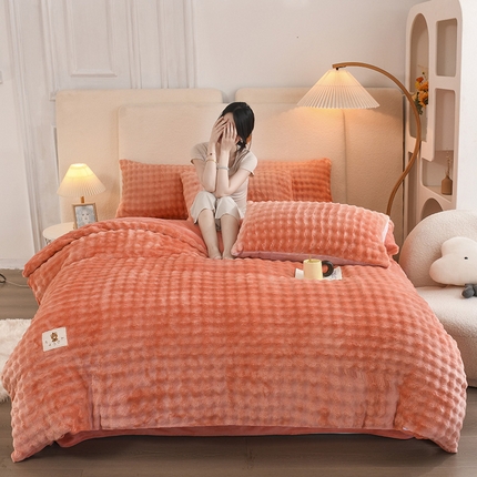 91家纺网 家纺一手货源 找家纺 卡迪亚家纺 2024新款亲肤舒适泡泡绒四件套 橘子色