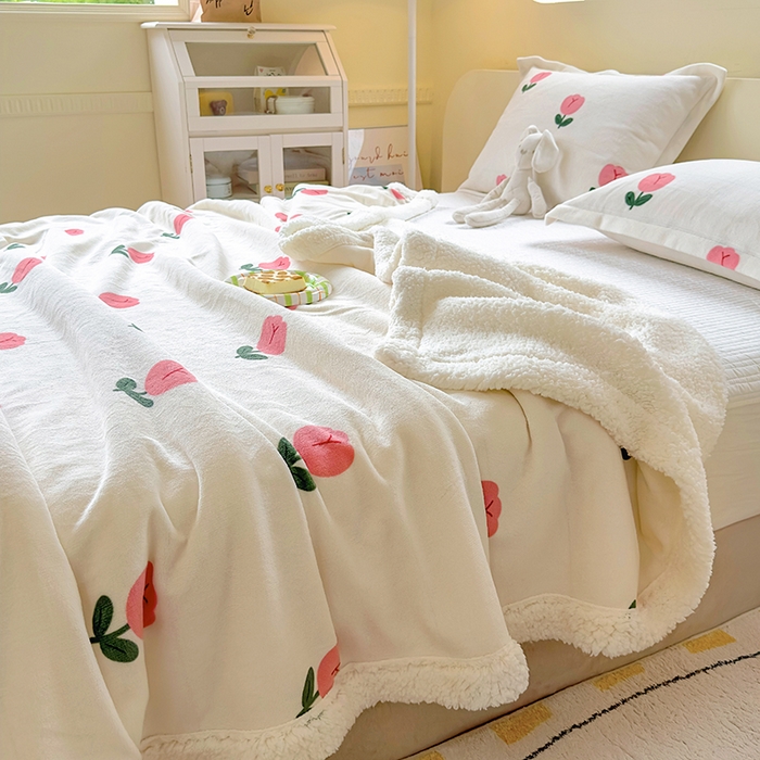 91家纺网 家纺一手货源 找家纺 沐慕 2024新款AB版牛奶绒拼羊羔绒毛毯毯子 毛毯-郁金香