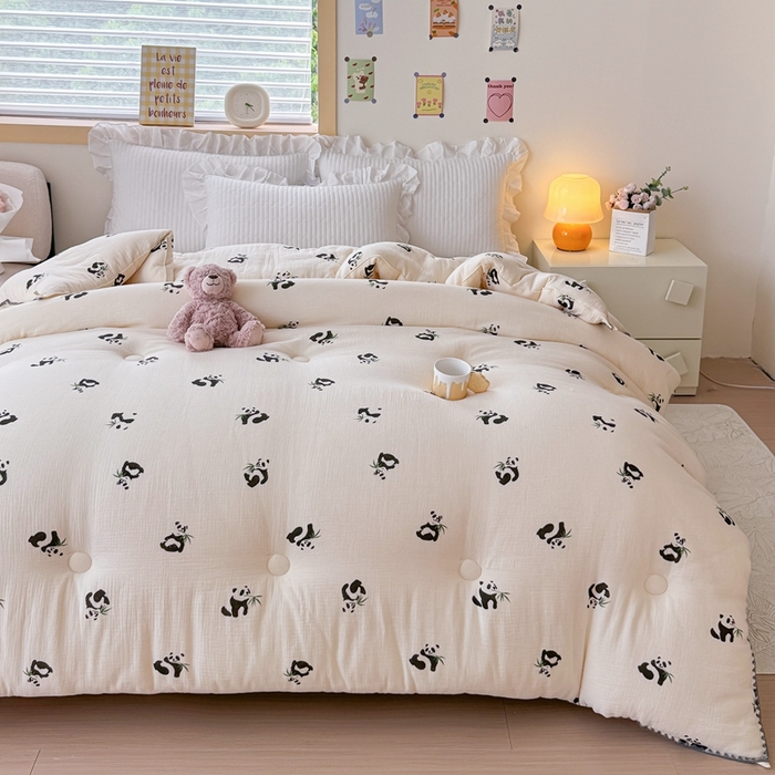 91家纺网 家纺一手货源 找家纺 芯恋家居 2025新款秋冬款母婴级全棉皱皱双层纱大豆被春秋被加厚大豆被 竹林熊猫