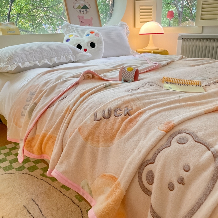 91家纺网 家纺一手货源 找家纺 慕尚家纺 2025新款高克重加厚雪花绒毛毯毯子 桔子熊