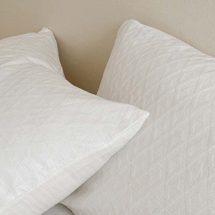 91家纺网 家纺一手货源 找家纺 梦享生活家居 2024新款全棉三层提花肌理纹系列四件套 提花格趣