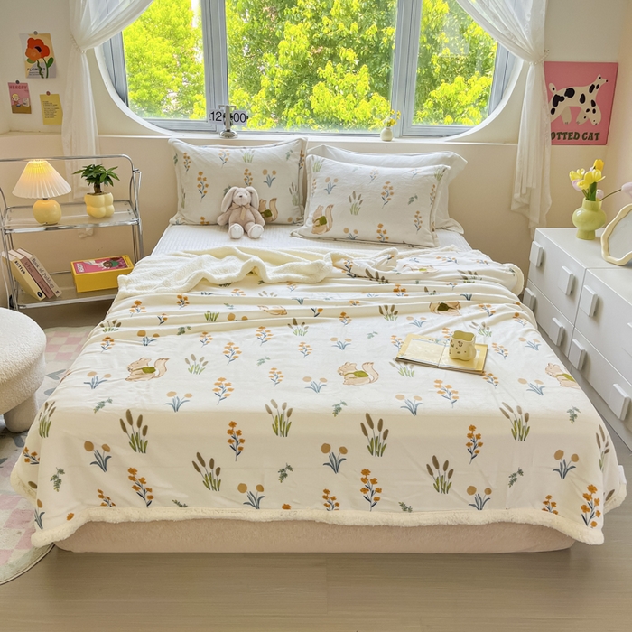 91家纺网 家纺一手货源 找家纺 沐慕 2024新款AB版牛奶绒拼羊羔绒毛毯毯子 毛毯-田园松鼠