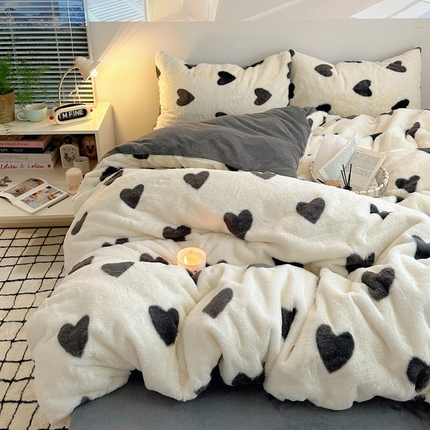 雅居纺家纺 2024新款高克重兔毛印花牛奶绒四件套-爱心 爱心-灰