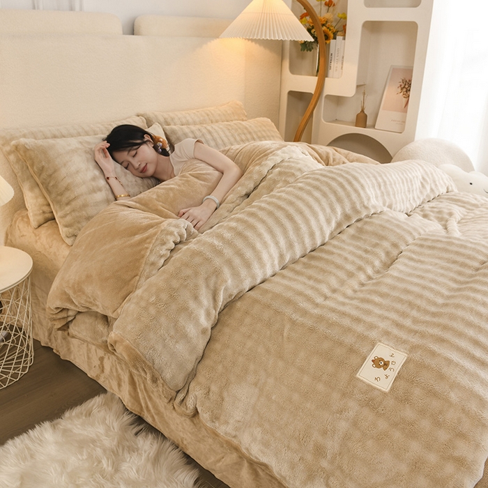 91家纺网 家纺一手货源 找家纺 卡迪亚家纺 2024新款亲肤舒适泡泡绒四件套 驼色