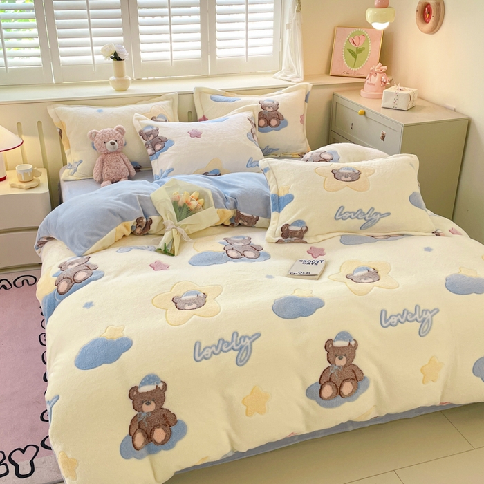 91家纺网 家纺一手货源 找家纺 沐慕 2024新款卡通印花雪花绒四件套加厚牛奶绒四件套 可爱熊