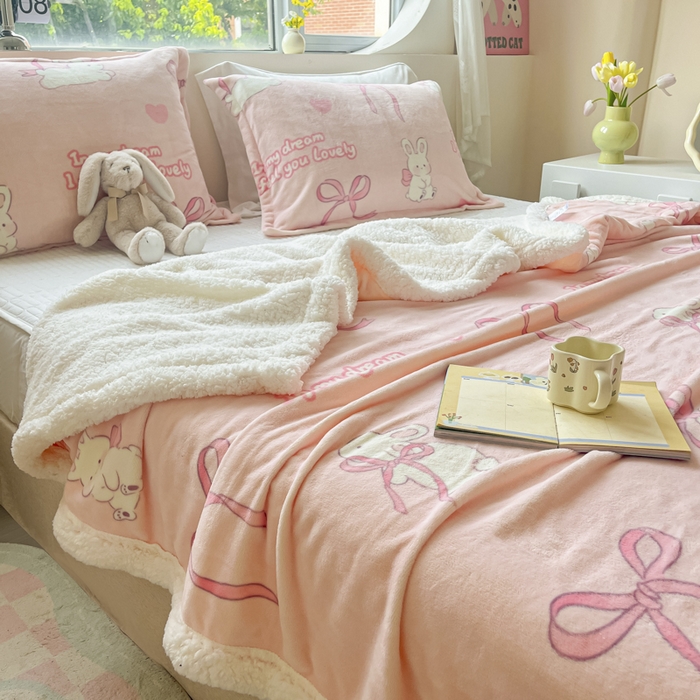 91家纺网 家纺一手货源 找家纺 沐慕 2024新款AB版牛奶绒拼羊羔绒毛毯毯子 毛毯-仙仙兔