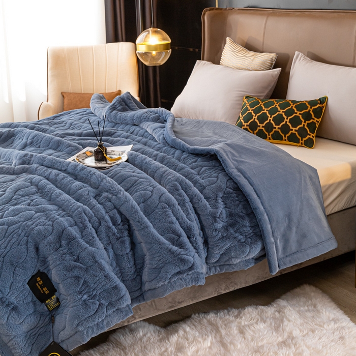 91家纺网 家纺一手货源 找家纺 凯轩毛毛毯毯子网销专供 2024新款精品仿裘皮毛毯毯子 淡蓝