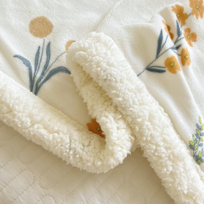 91家纺网 家纺一手货源 找家纺 沐慕 2024新款AB版牛奶绒拼羊羔绒毛毯毯子 毛毯-田园松鼠