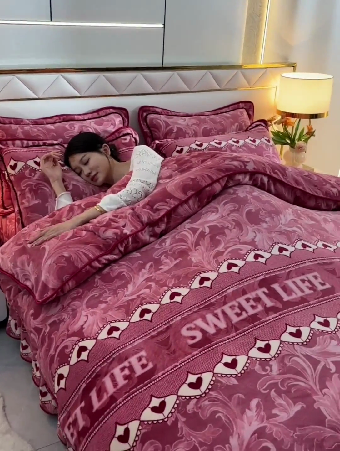 91家纺网 家纺一手货源 找家纺 金柚子 2024新款加厚牛奶绒四件套 甜蜜人生