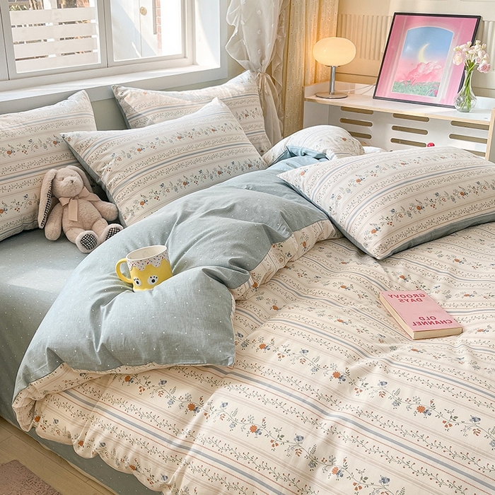 91家纺网 家纺一手货源 找家纺 麦伦家居 2024全棉斜纹13372小清新碎花卡通系列四件套 馥郁园-蓝