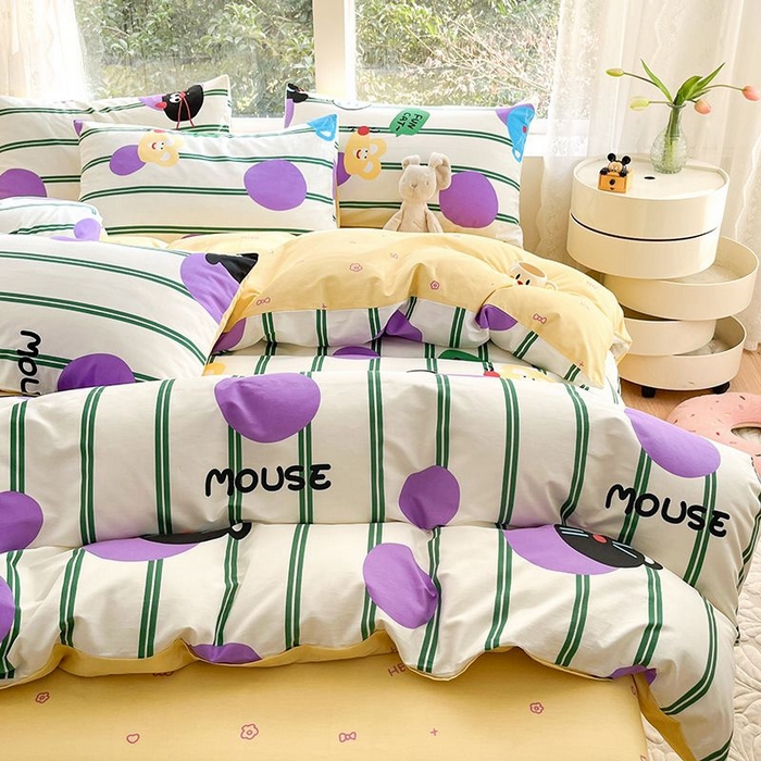 91家纺网 家纺一手货源 找家纺 麦伦家居 2024全棉斜纹13372小清新碎花卡通系列四件套 猫咪精灵