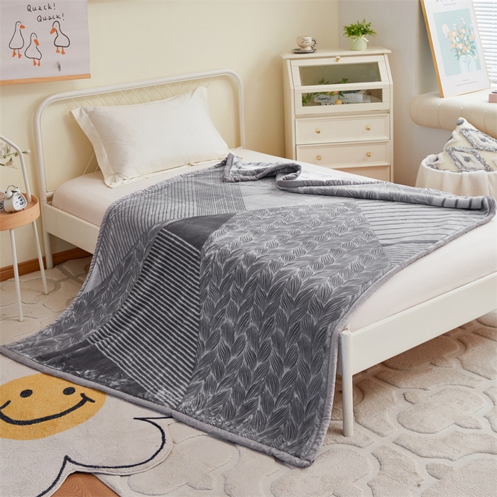 91家纺网 家纺一手货源 找家纺 凯轩毛毛毯毯子网销专供 2024新款双层学生云毛毯毯子 毛线缘