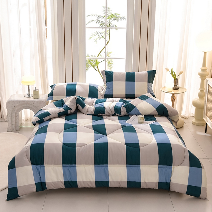 91家纺网 家纺一手货源 找家纺 圣楚家纺 2024新款绗缝保暖印花冬被 蓝大格