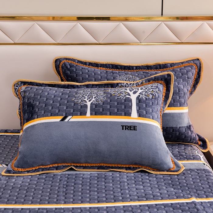 91家纺网 家纺一手货源 找家纺 沐妍家纺 2024新款7斤牛奶法莱绒金貂绒印花四件套 爱情树