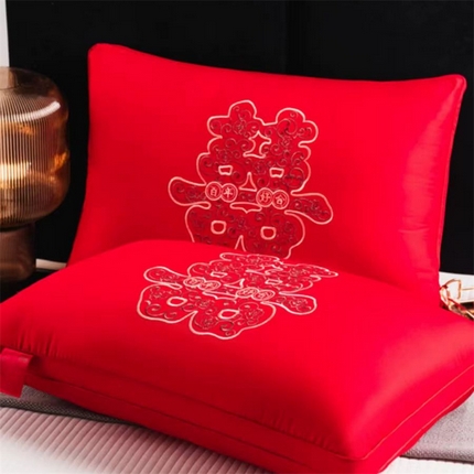 91家纺网 家纺一手货源 找家纺 （总）云熙 2024新款婚庆羽丝绒枕