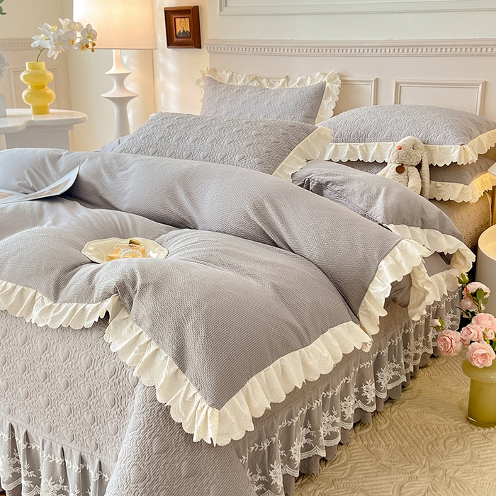 91家纺网 家纺一手货源 找家纺 绒世界 2024新款秋冬泡泡双层纱夹棉床盖四件套 摩登灰