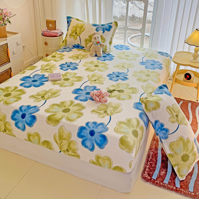 91家纺网 家纺一手货源 找家纺 名兮 2024卡通时尚风高克重牛奶绒床笠 卡罗