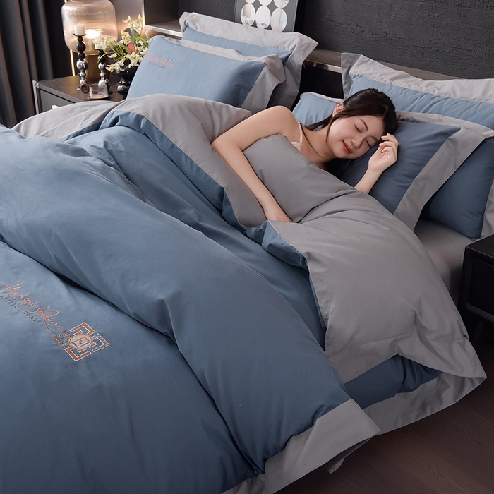 91家纺网 家纺一手货源 找家纺 瑞驰家纺 2024新款长绒棉磨毛四件套-斯特尔 斯特尔-瓦蓝+冰山灰