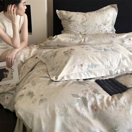 91家纺网 家纺一手货源 找家纺 （总）鹿班家居 2024新款全棉100S长绒棉数码印花系列四件套-细雨润青