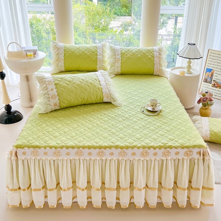 91家纺网 家纺一手货源 找家纺 （总）罗艺轩 2024新款公主风水洗棉夹棉床裙-花蔓