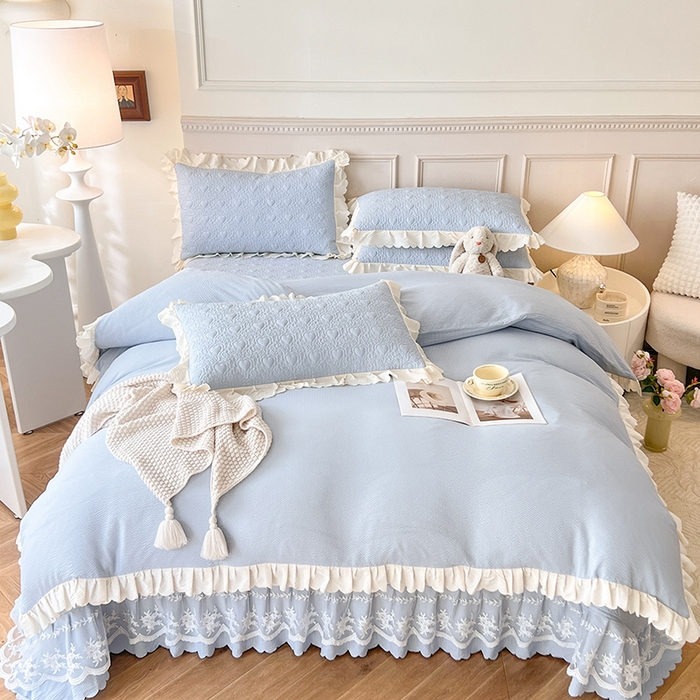 91家纺网 家纺一手货源 找家纺 绒世界 2024新款秋冬泡泡双层纱夹棉床盖四件套 天空蓝