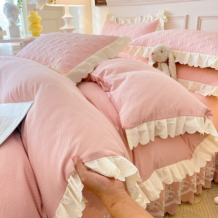 91家纺网 家纺一手货源 找家纺 绒世界 2024新款秋冬泡泡双层纱夹棉床盖四件套 仙姿玉