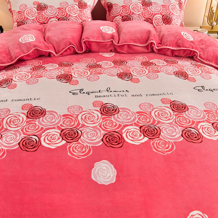 91家纺网 家纺一手货源 找家纺 沐妍家纺 2024新款7斤牛奶法莱绒金貂绒印花四件套 爱的花海