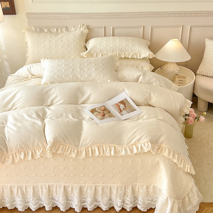 91家纺网 家纺一手货源 找家纺 绒世界 2024新款秋冬泡泡双层纱夹棉床盖四件套 米黄