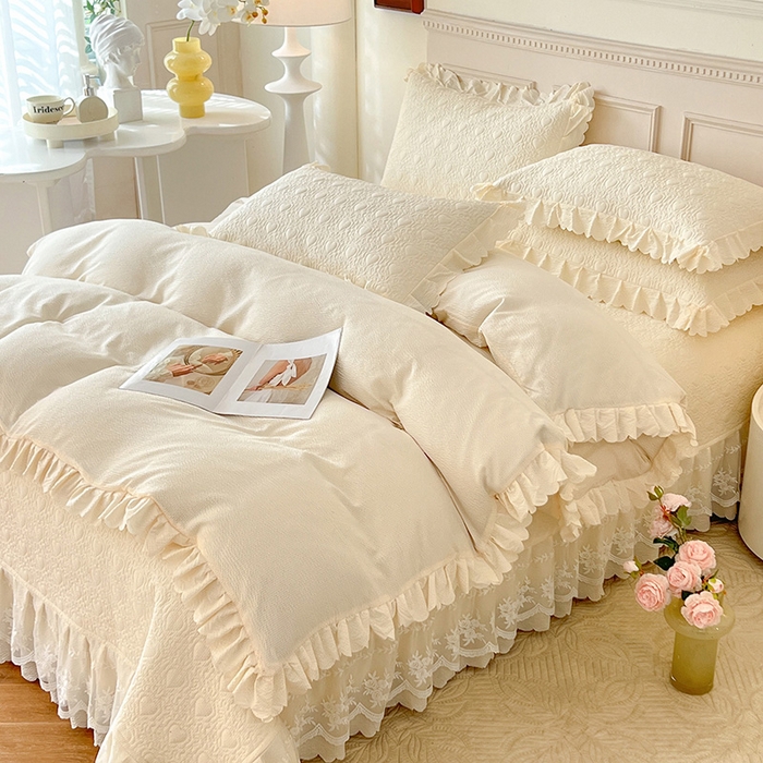 91家纺网 家纺一手货源 找家纺 绒世界 2024新款秋冬泡泡双层纱夹棉床盖四件套 米黄