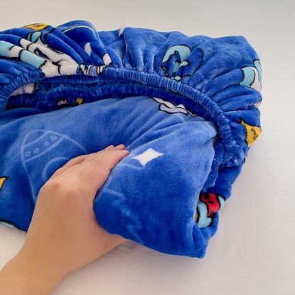 91家纺网 家纺一手货源 找家纺 （总）名兮 2024卡通时尚风高克重牛奶绒床笠