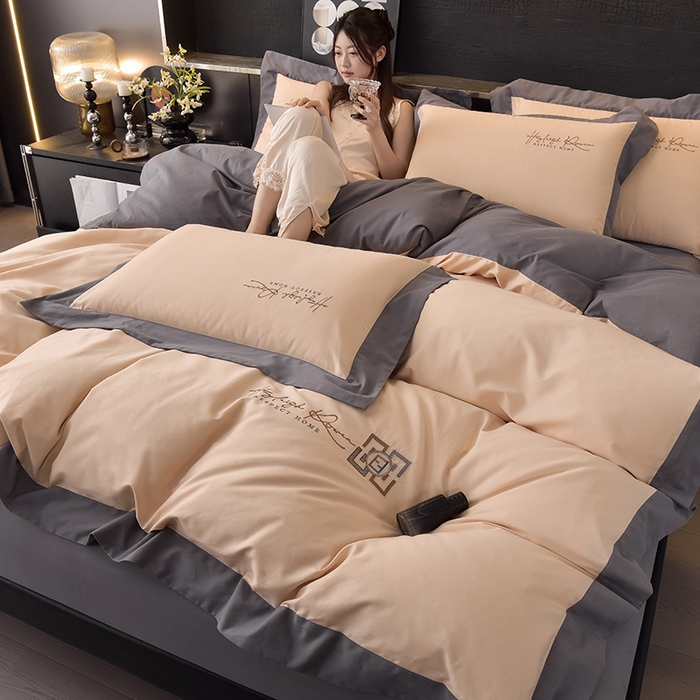 91家纺网 家纺一手货源 找家纺 瑞驰家纺 2024新款长绒棉磨毛四件套-斯特尔 斯特尔-浅香槟+深灰