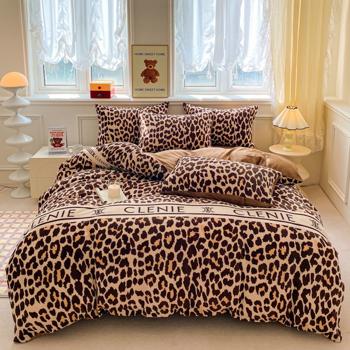 91家纺网 家纺一手货源 找家纺 斯卡诺2025新款直播轻奢爆款小清新牛奶宝宝绒四件套 豹纹