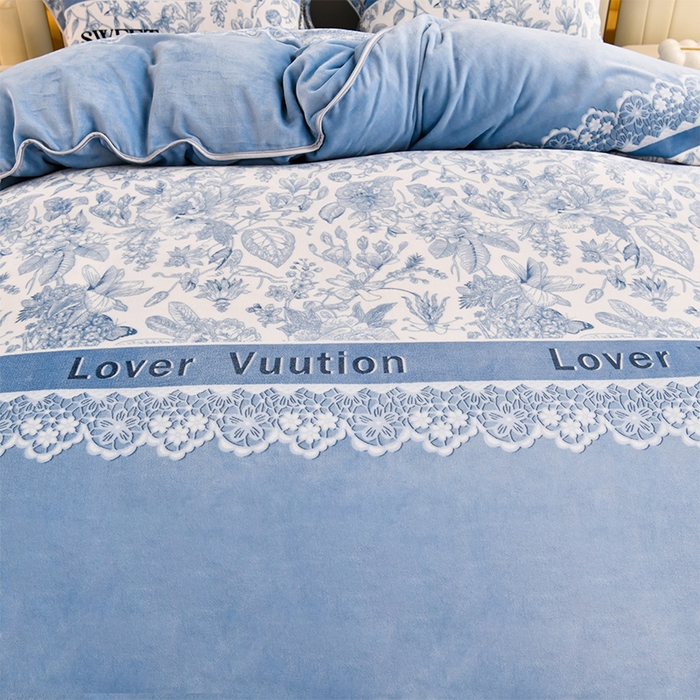 91家纺网 家纺一手货源 找家纺 沐妍家纺 2025新款8斤加厚保暖金貂绒牛奶绒印花四件套 流金岁月