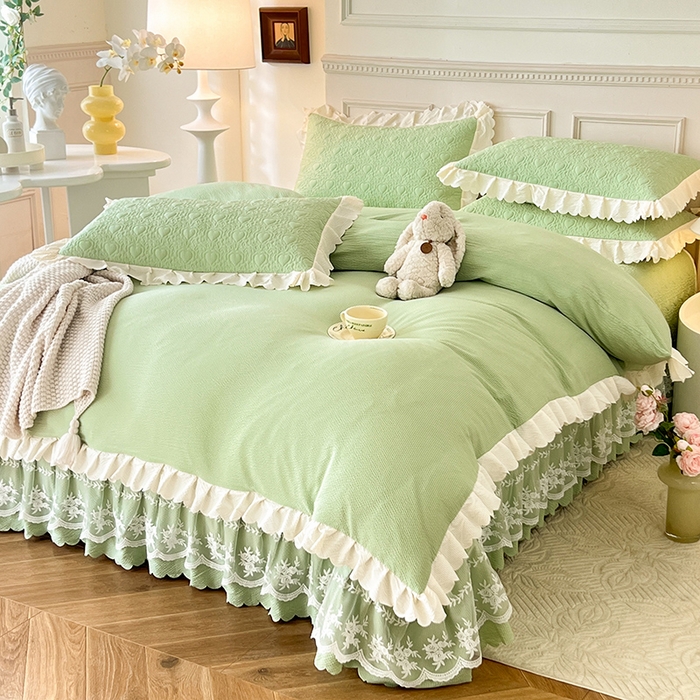 91家纺网 家纺一手货源 找家纺 绒世界 2024新款秋冬泡泡双层纱夹棉床盖四件套 清新绿