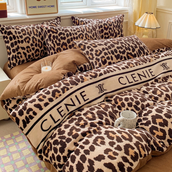 91家纺网 家纺一手货源 找家纺 斯卡诺2025新款直播轻奢爆款小清新牛奶宝宝绒四件套 豹纹