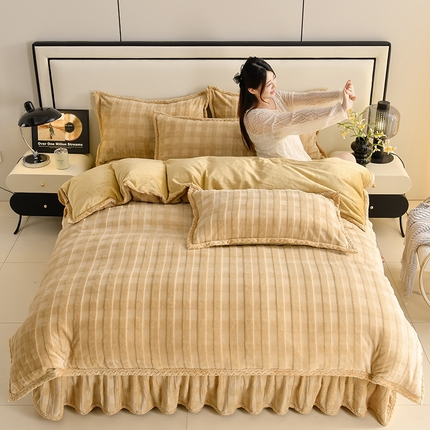 91家纺网 家纺一手货源 找家纺 星窝家纺 2025新款直播热推8D立体雕花工艺加厚牛奶绒四件套（控价标准不低于139） 时尚格调奶咖