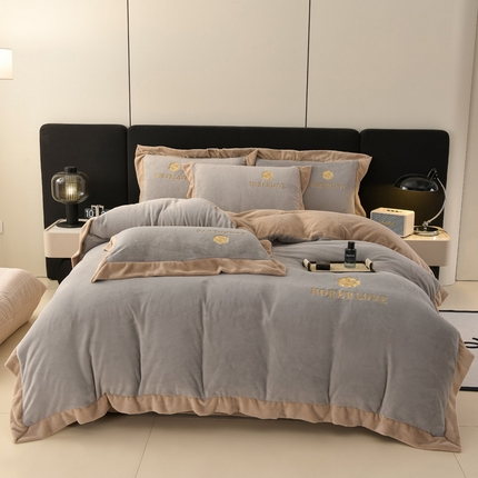 氧家 2024新款宽边撞色对角牛奶绒绣花四件套--花颜对角 花韵-高级灰