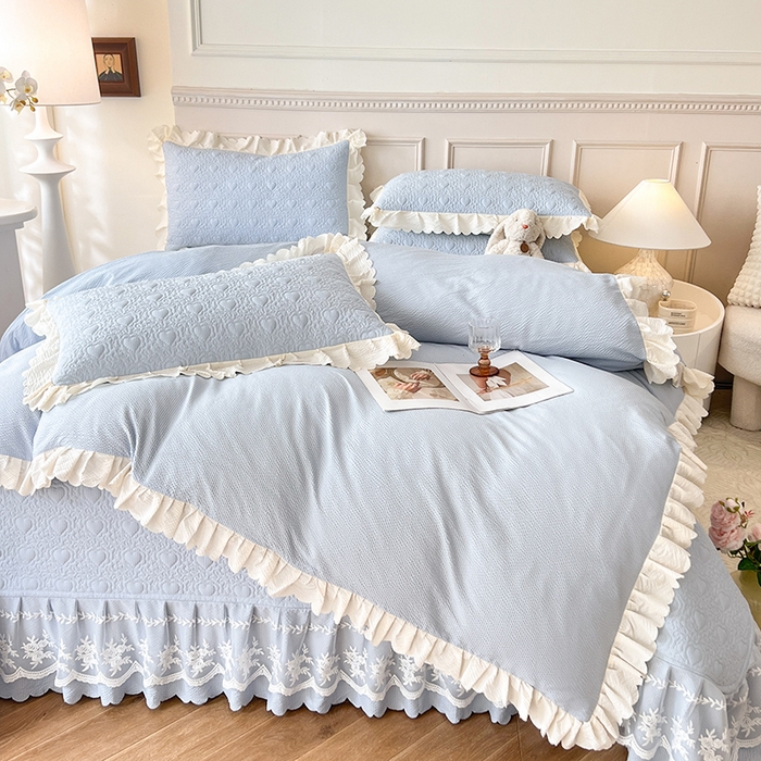 91家纺网 家纺一手货源 找家纺 绒世界 2024新款秋冬泡泡双层纱夹棉床盖四件套 天空蓝