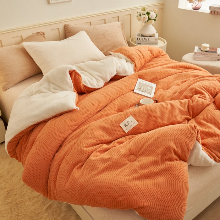 91家纺网 家纺一手货源 找家纺 （总）2024新款保暖牛奶绒剪花北极绒冬被子被芯